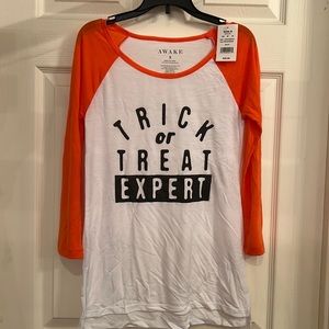 New with tag baseball sleeve shirt